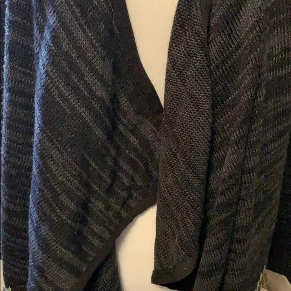 AB Studio cardigan sweater with draped front, Med - Picture 3 of 10